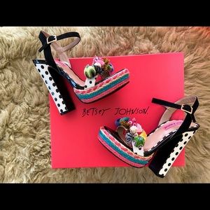 A pair of Hot❤️‍🔥❤️‍🔥 Betsey’s